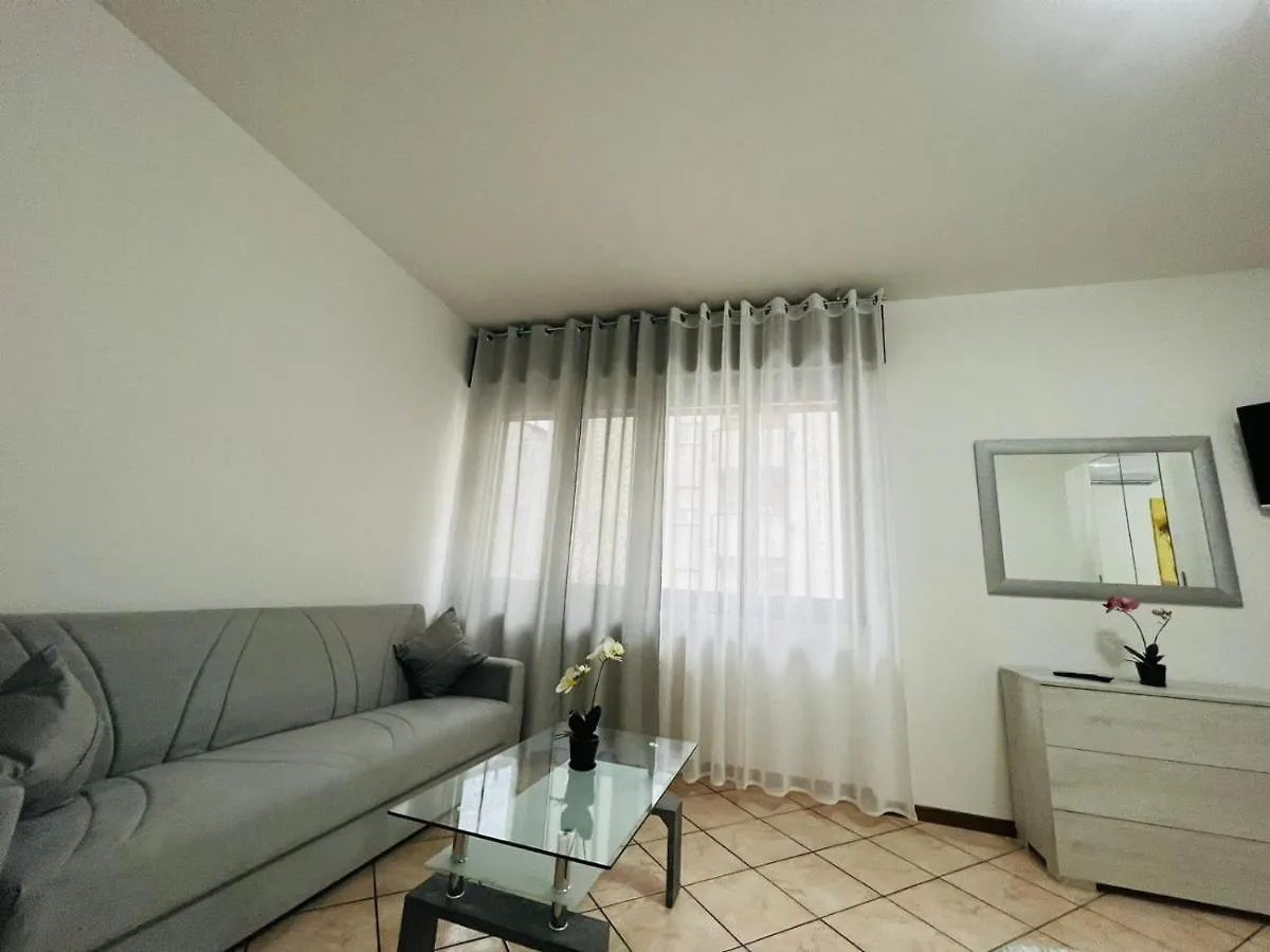 Casa Vacanza Elena 2 Verona 0*,