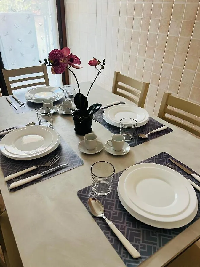Apartment Casa Vacanza Elena 2 Verona Italy